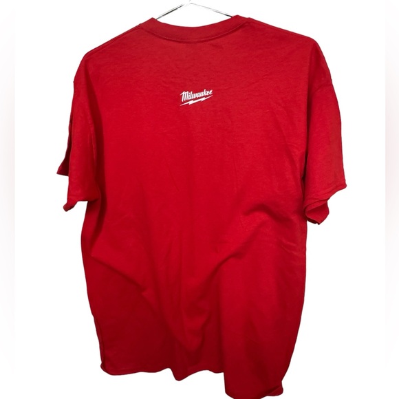 Nice Milwaukee Tools Retro Red & White Construction Men’s L T-Shirt MINTY - Picture 2 of 3